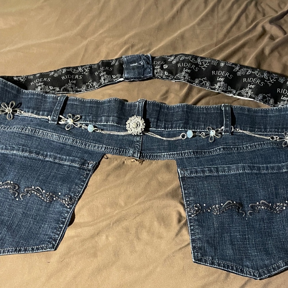 Handmade denim pocket Belt with Floral Embellishments 48 inches - Picture 4 of 4